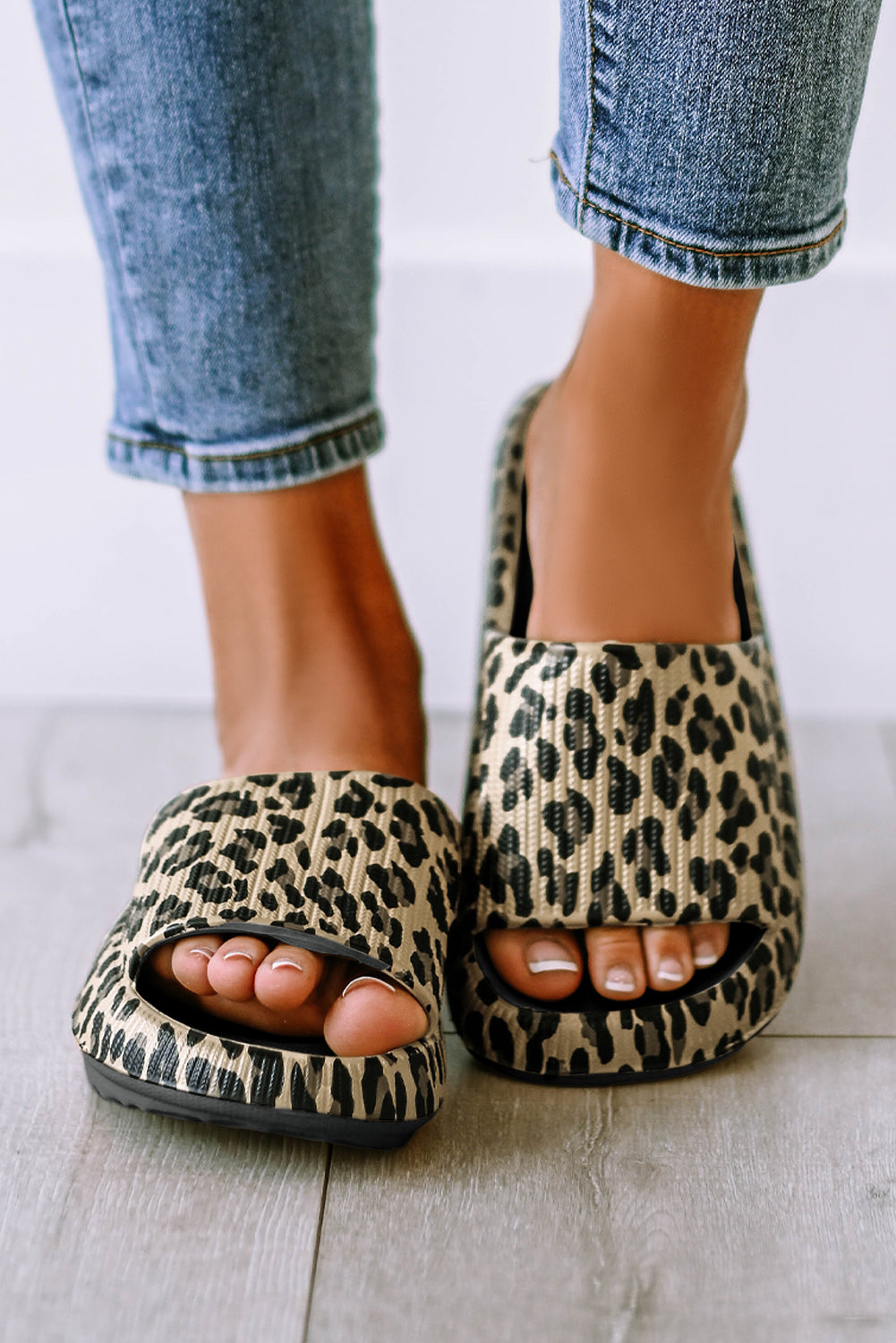 Black Print Thick Sole Slip On Sandals