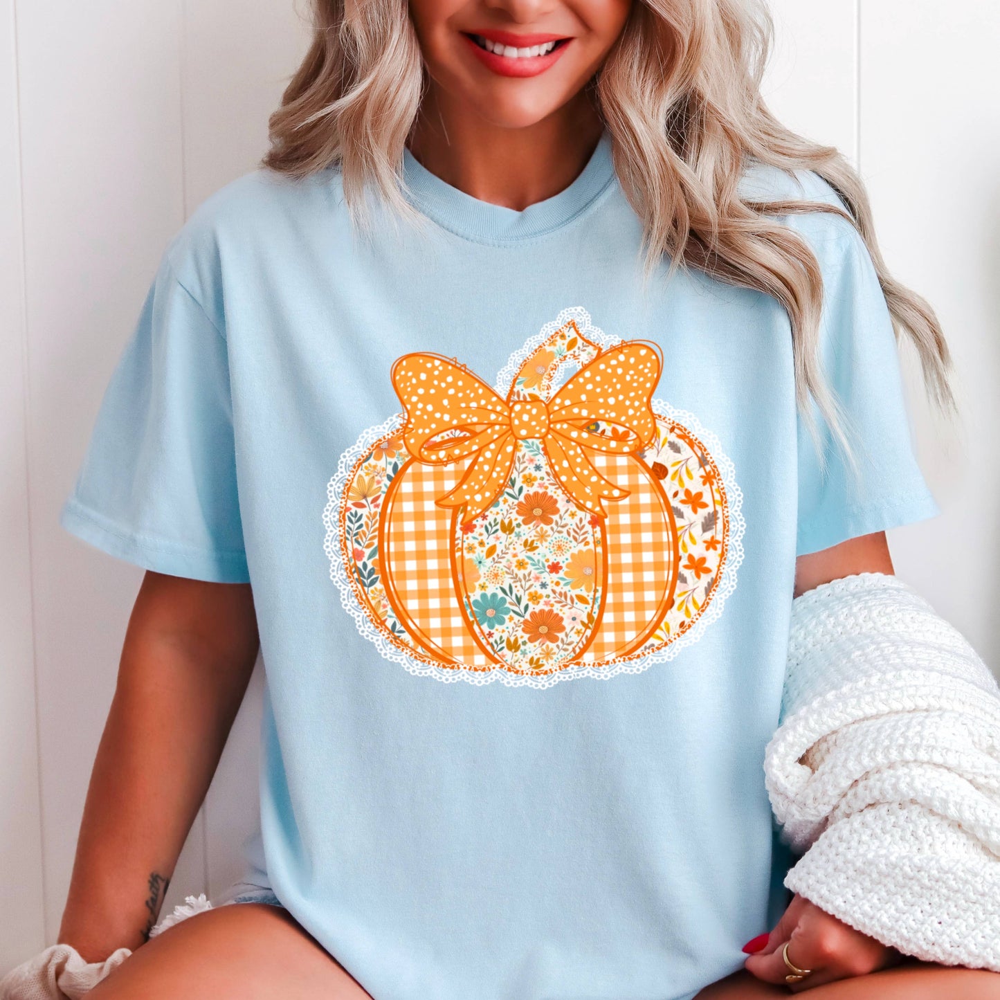 Lace Pumpkin Fall Women’s Graphic Shirt