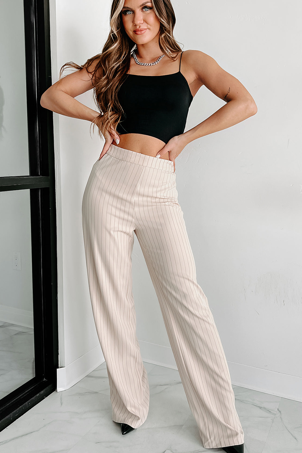 Black Spaghetti Strap Cropped Tank Top