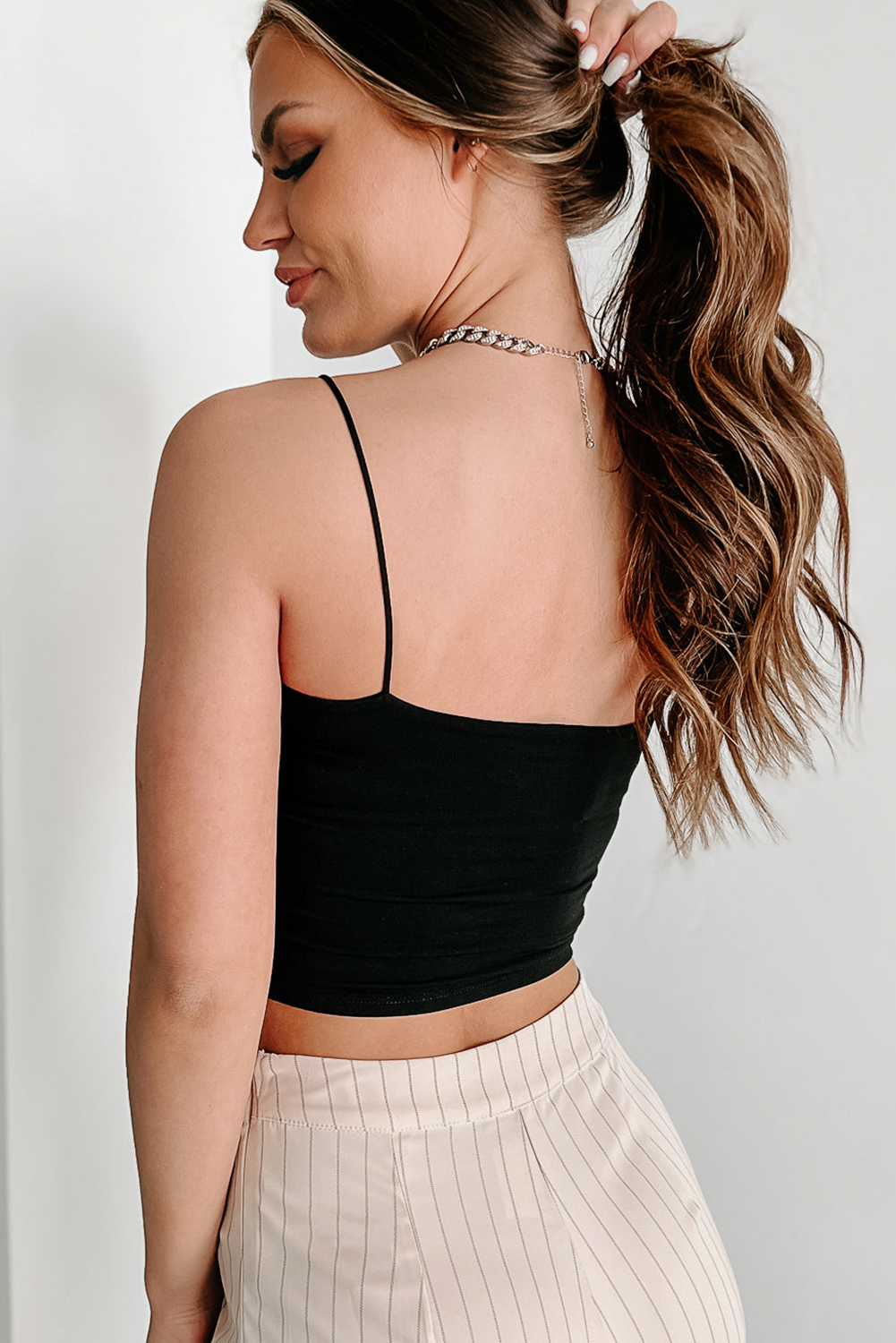 Black Spaghetti Strap Cropped Tank Top